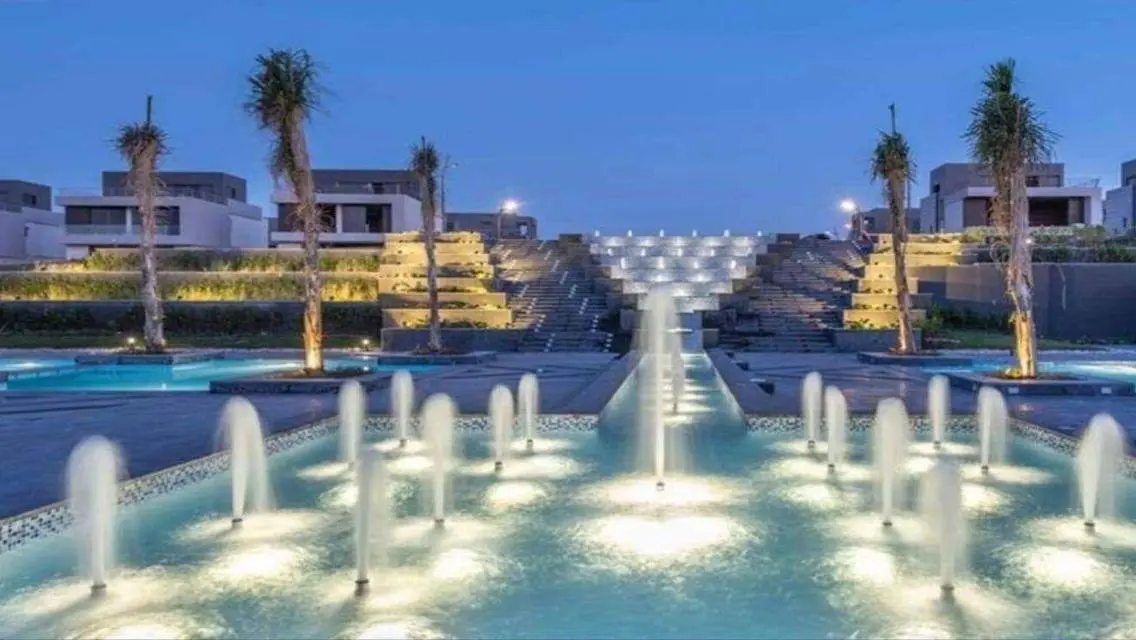 Luxurious Villa with Private Garden and Pool in a Prestigious Area