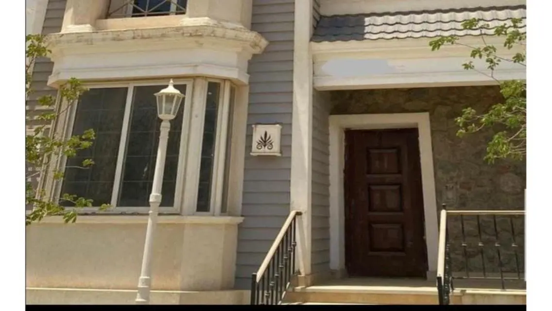 Luxury Apartment for Sale in Sheikh Zayed