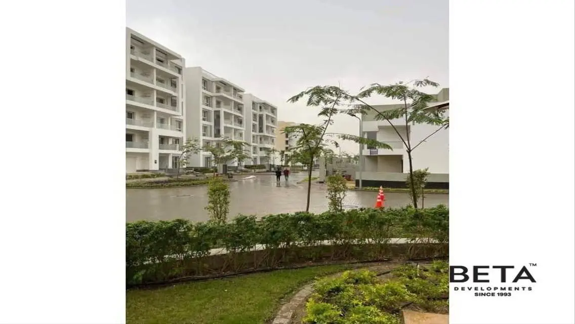 Luxurious Apartment in Beta Greens with Private Garden