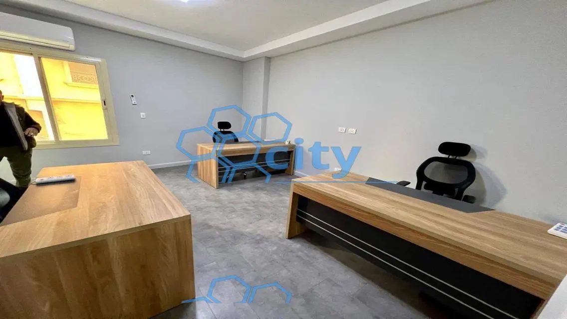 Commercial Office for Rent - 110 Sqm in the City