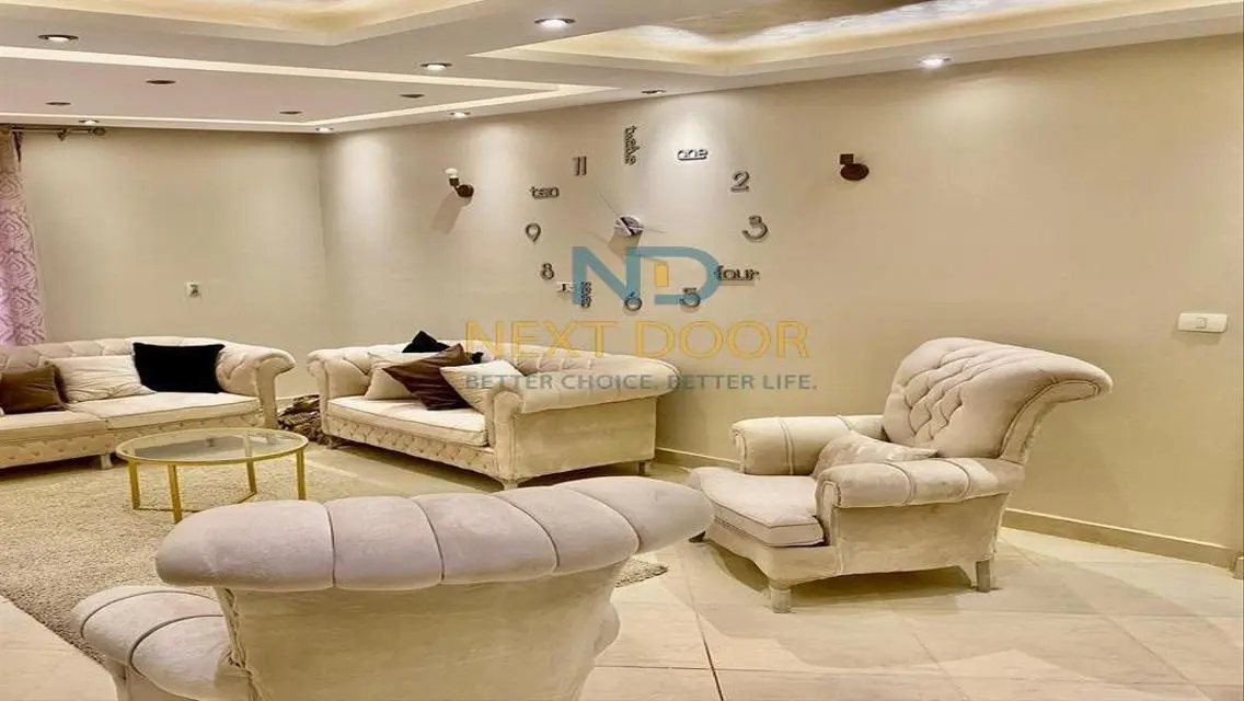 Stunning Lakeview Apartment for Sale