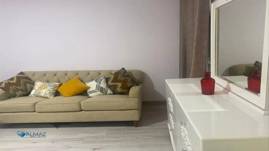 Luxury Apartment for Sale in E8699-121