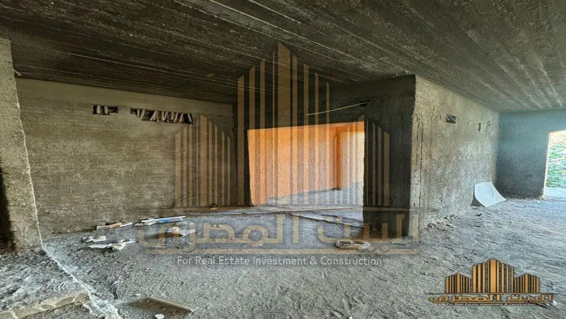 شقة فاخرة للبيع بالإسكندرية مع حديقة خاصة