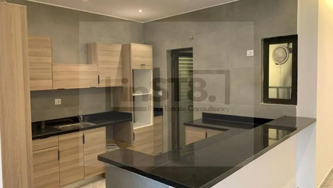 Luxurious 3-Bedroom Apartment in ST81 Area