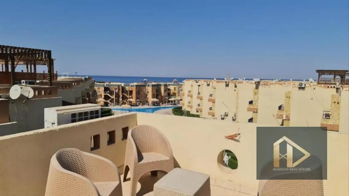 Luxury Apartment for Rent Overlooking the Lakes