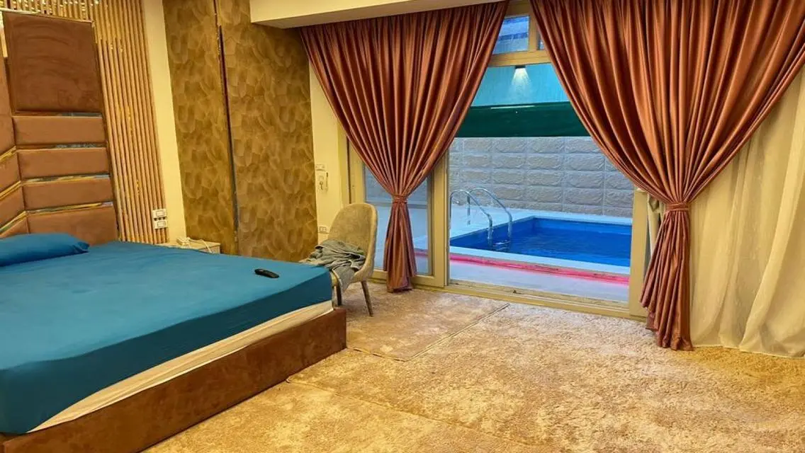 فيلا فاخرة بسعر مذهل مع حديقة ومسبح خاص