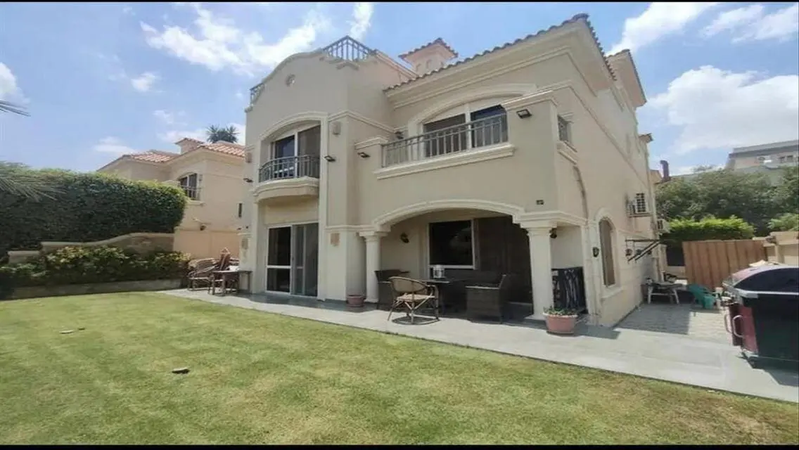 Luxury Villa with Private Pool and Garden