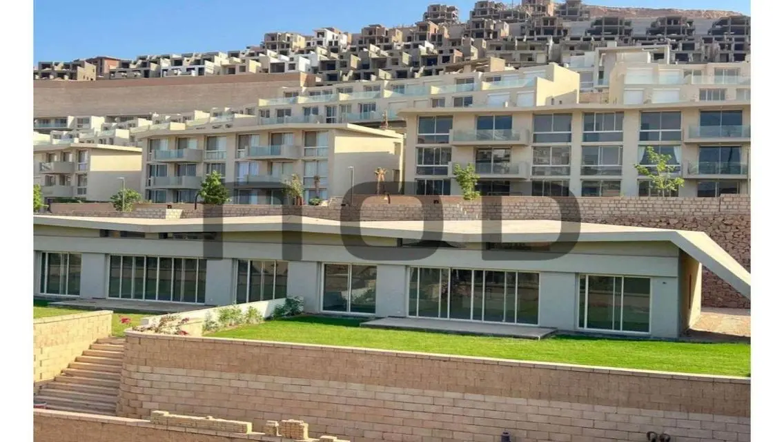 شقة فاخرة في وسط المدينة مع حديقة خاصة