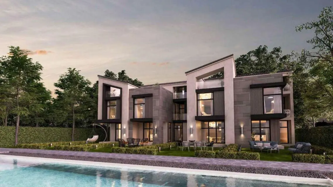 Luxurious Home with Private Garden and Shared Pool in a Stunning Locale