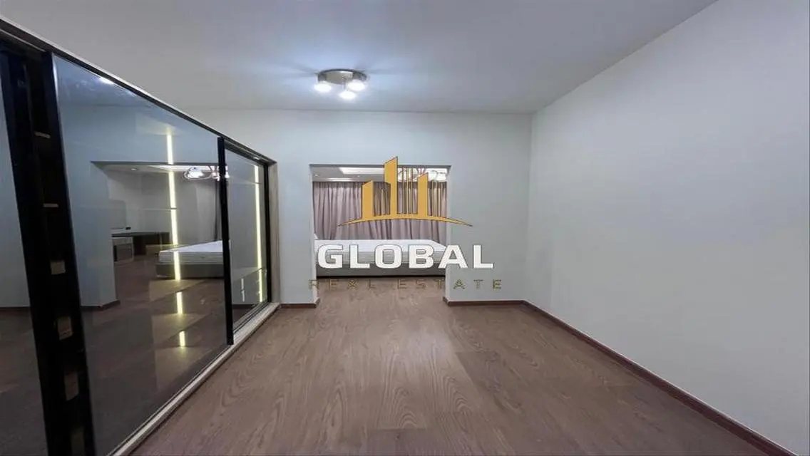 Luxurious Apartment in Villette Marina