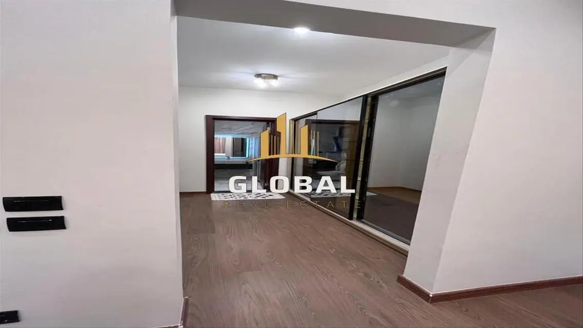 Luxurious Apartment in Villette Marina