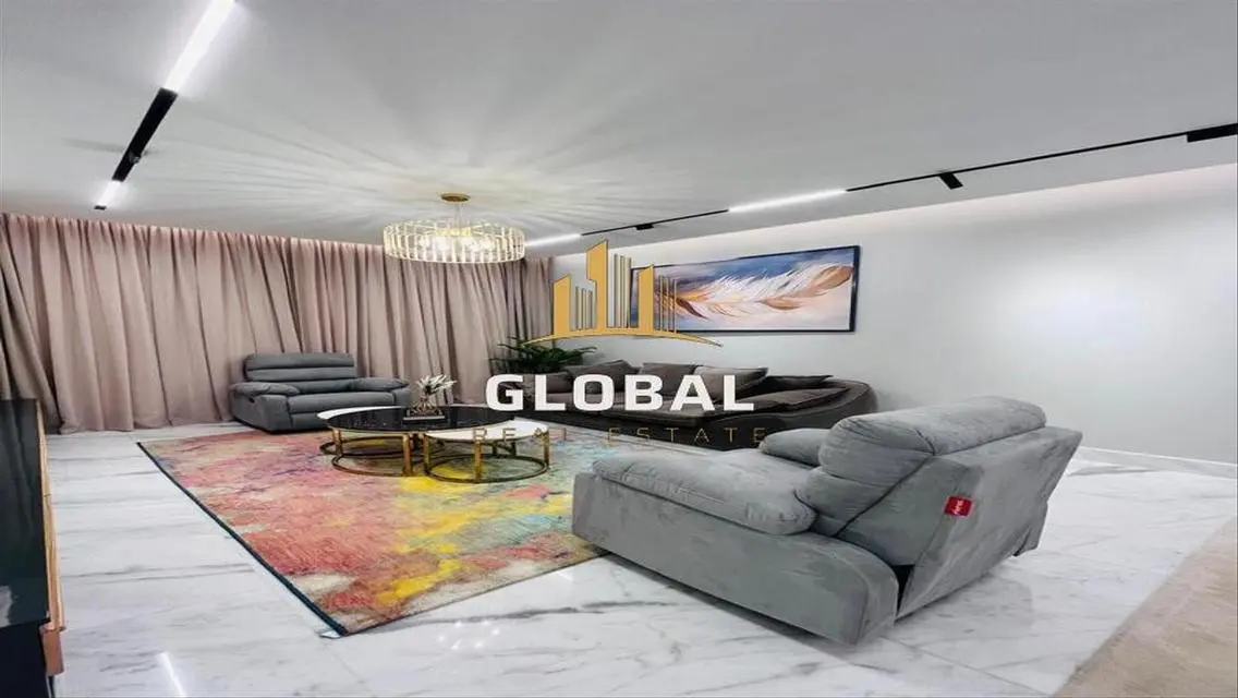 Luxurious Apartment in Villette Marina