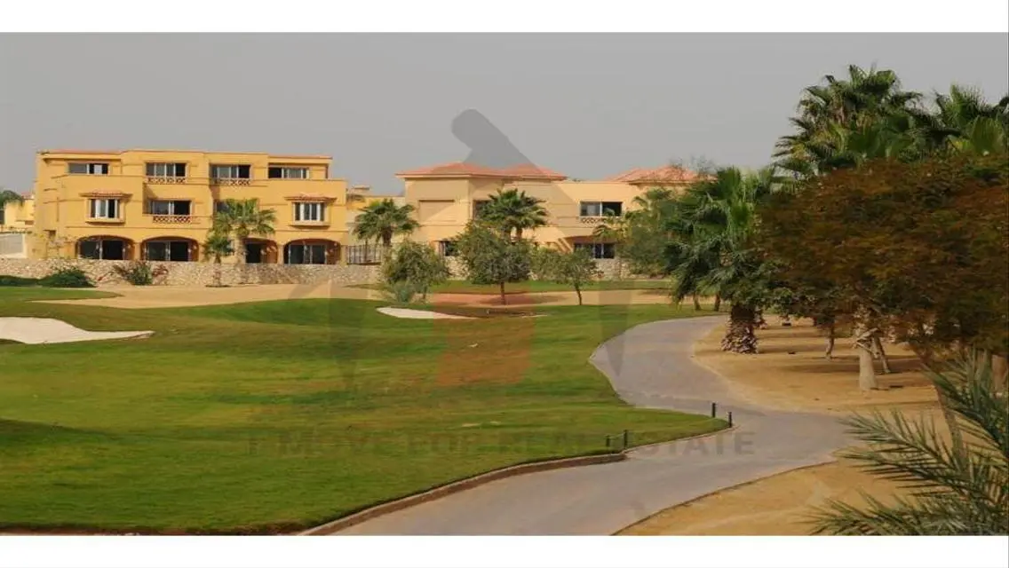 فيلا فاخرة بإطلالة على الجولف في 6 أكتوبر