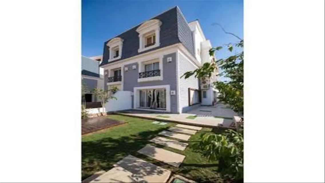 Luxury Villa for Sale with Private Garden and Pool