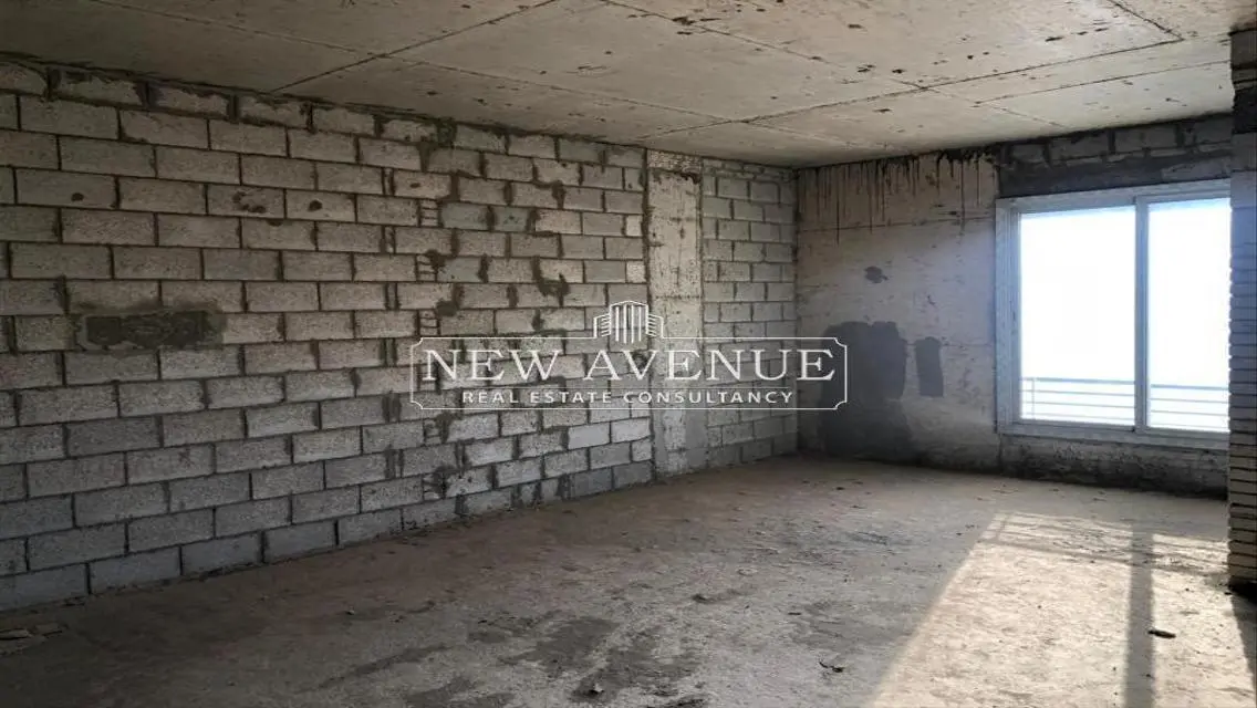 شقة فاخرة للبيع بمساحة 160 متر