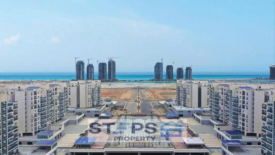 Luxury Apartment 195 sqm with Stunning Lake View and Shared Pool
