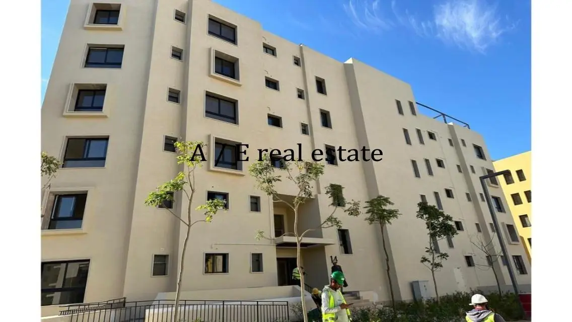 شقة بحديقة في مشروع Owest Tulwa