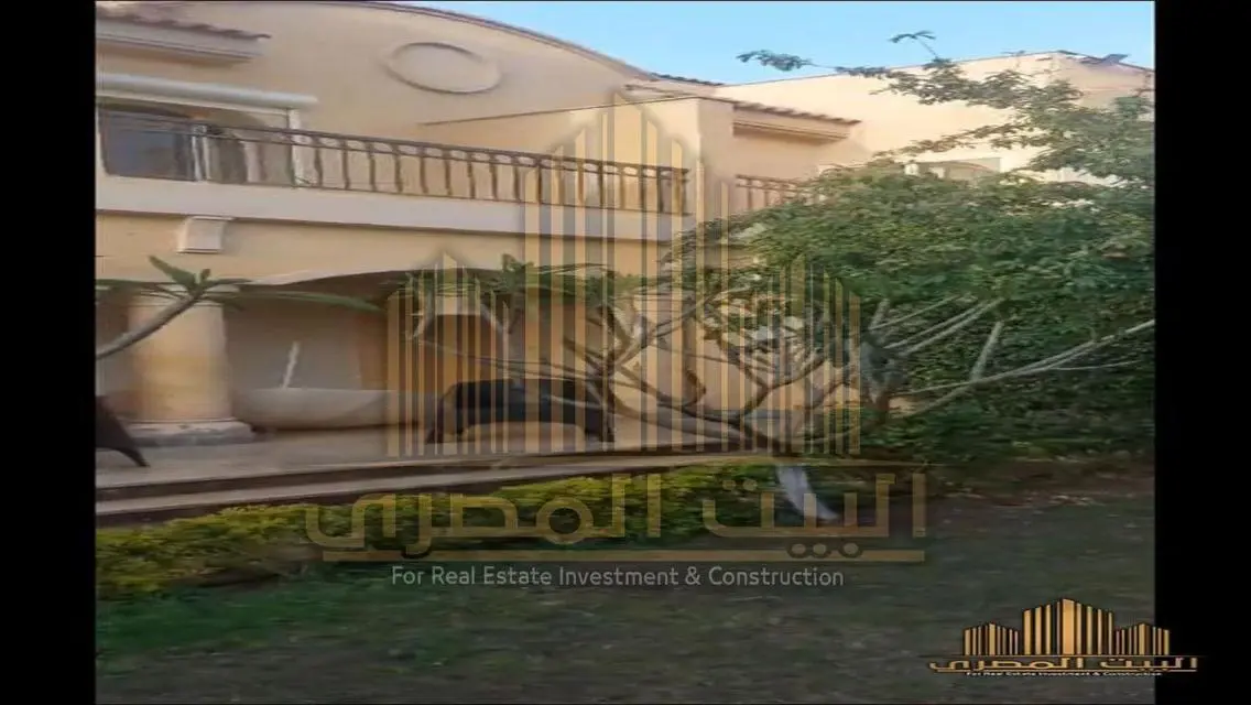 شقة رائعة للبيع بمساحة فاخرة في قلب المدينة