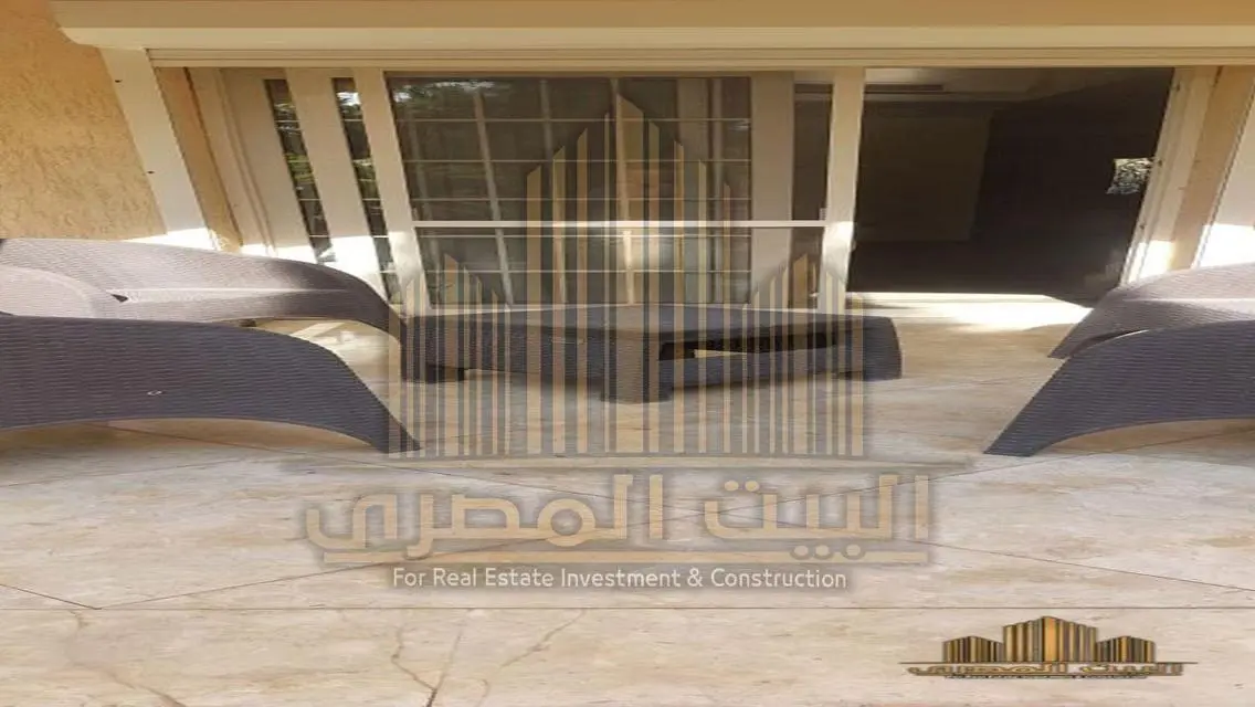 شقة رائعة للبيع بمساحة فاخرة في قلب المدينة