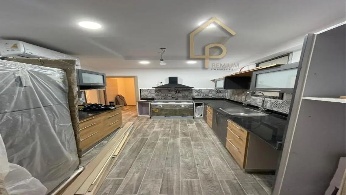 Luxury Villa for Sale in Beverly Hills Zayed