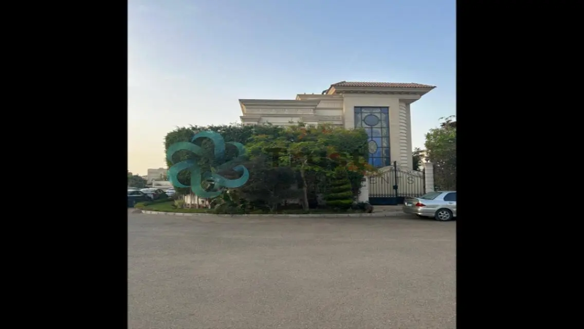 شقة فاخرة في Royal City Park