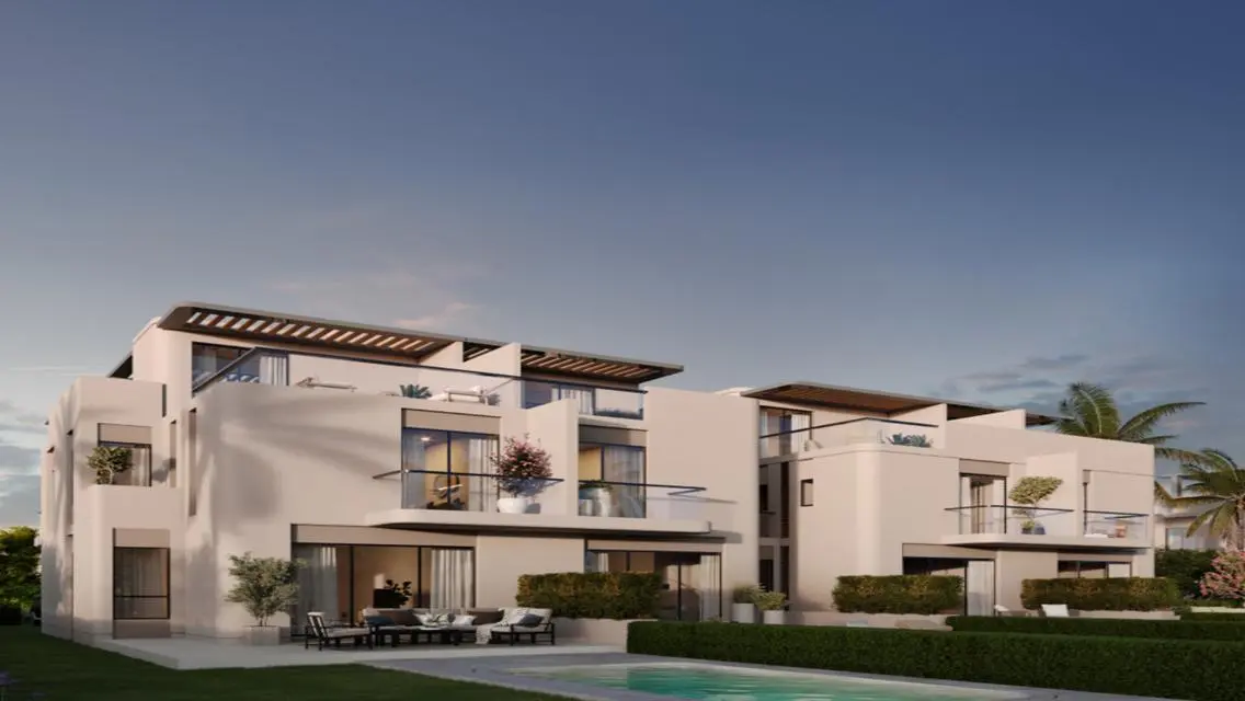 Luxury Apartment with Stunning Lakeside Views at an Attractive Price