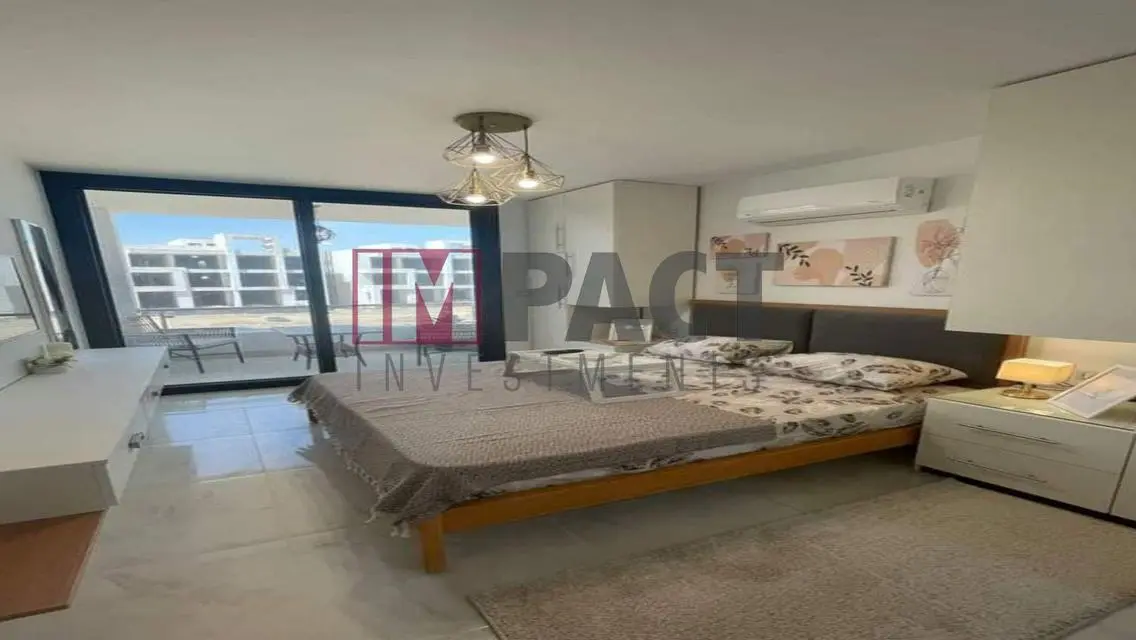 Stunning 3-Bedroom Apartment with Sea View