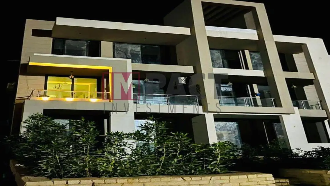 Stunning 3-Bedroom Apartment with Sea View