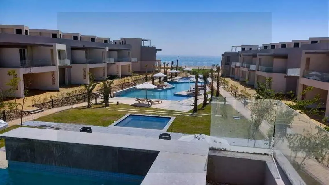 Luxury Apartment for Sale with Lake View