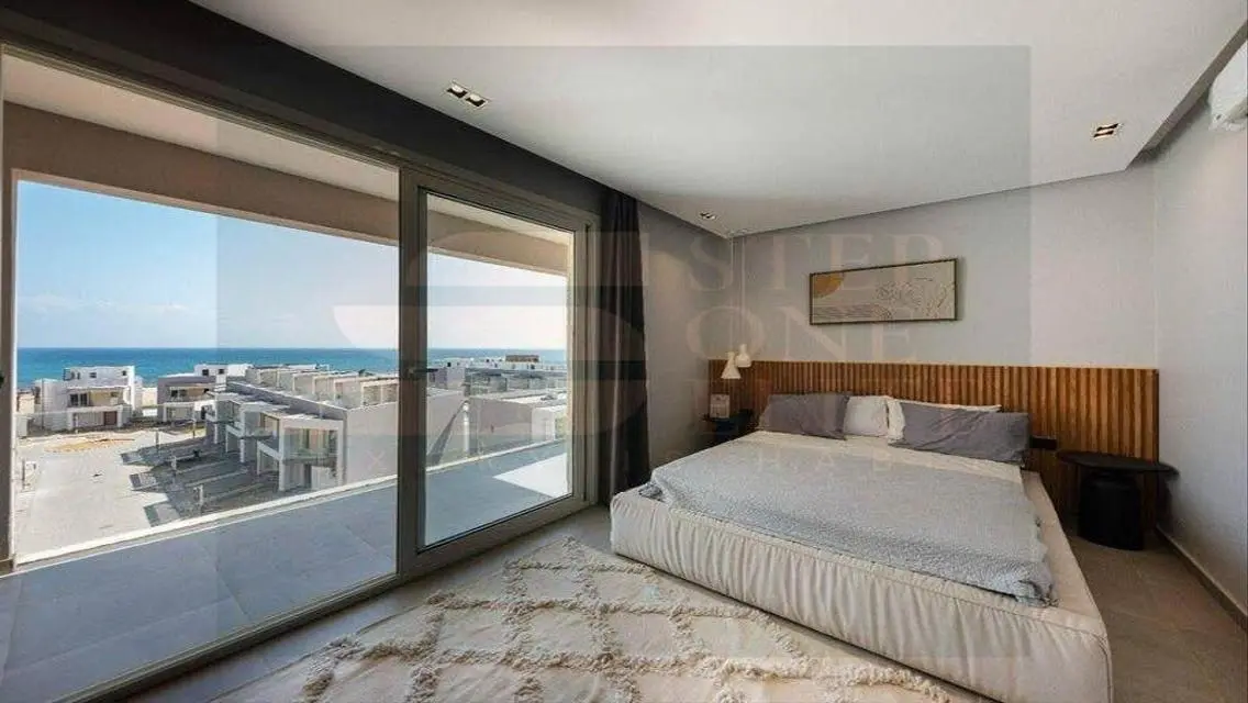 Luxury Apartment for Sale with Lake View
