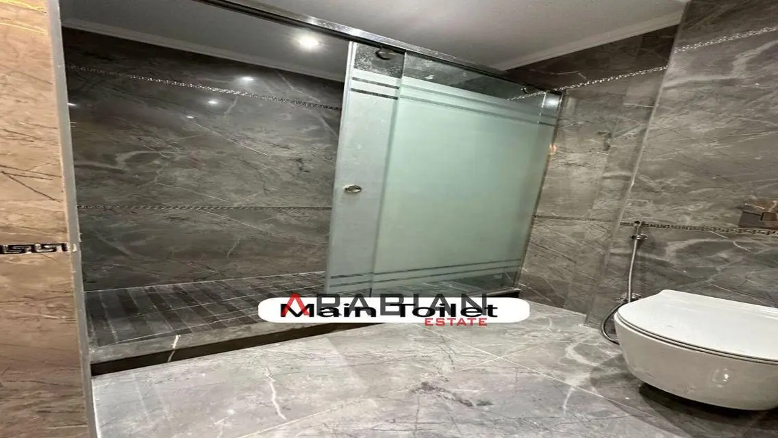 Luxury Apartment for Sale in Auc-3