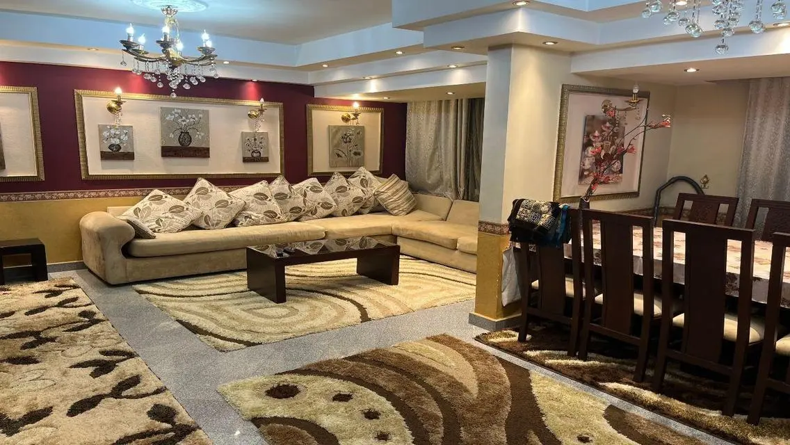 شقة للبيع في رواد مصر