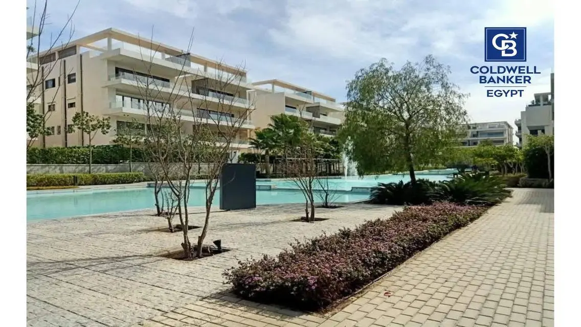 Luxury Villa with Modern Amenities