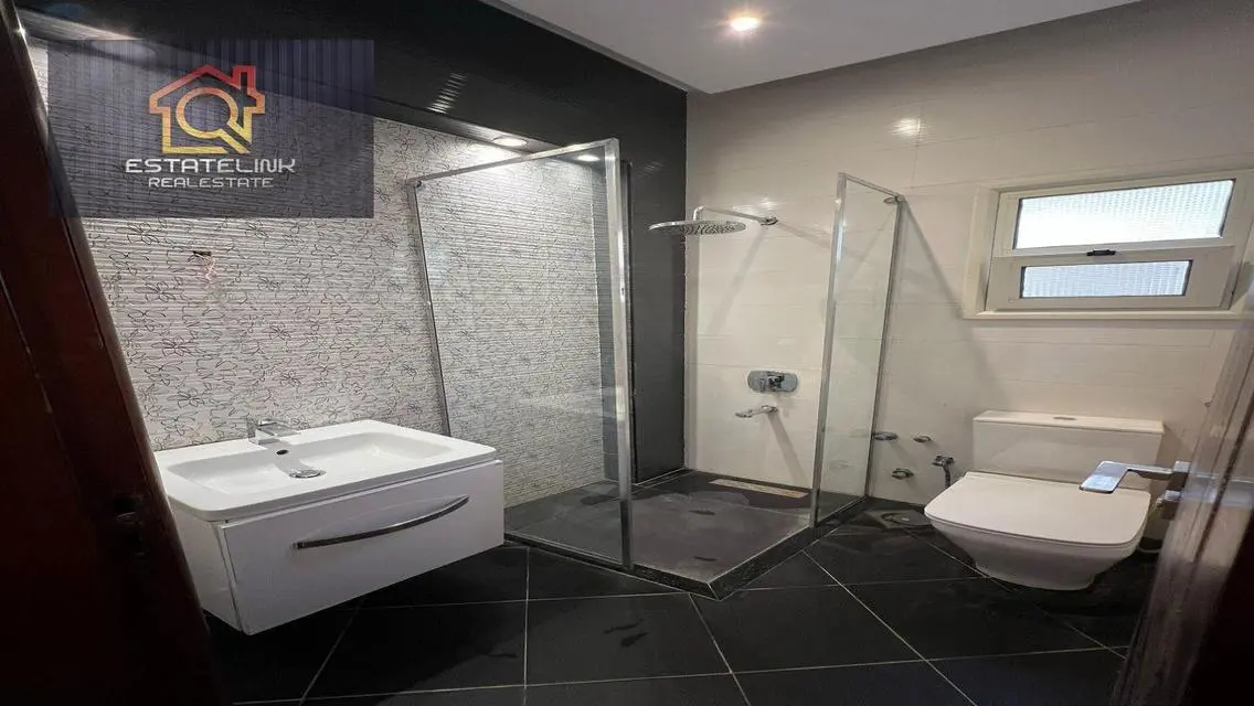 Luxury Apartment for Sale in 250 Square Meters with Exceptional Details