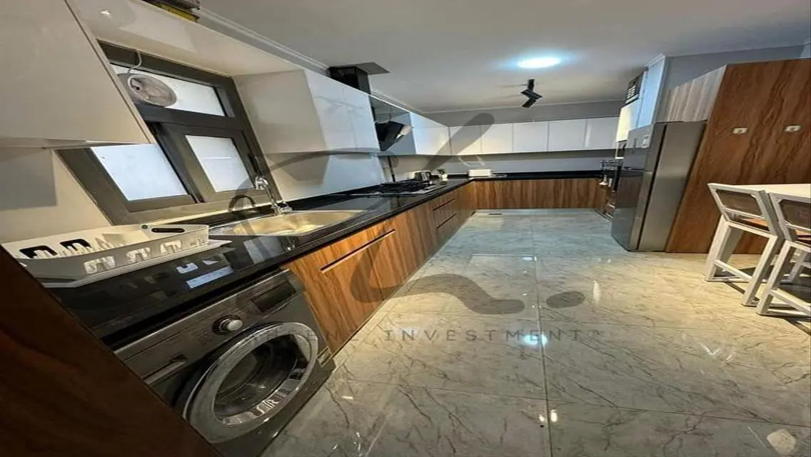 Luxury Villa with Private Garden and Pool in Prime Location