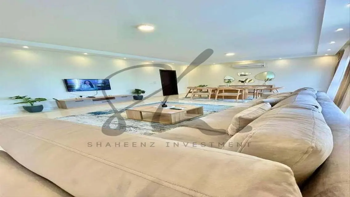 Luxury Villa with Private Garden and Pool in Prime Location