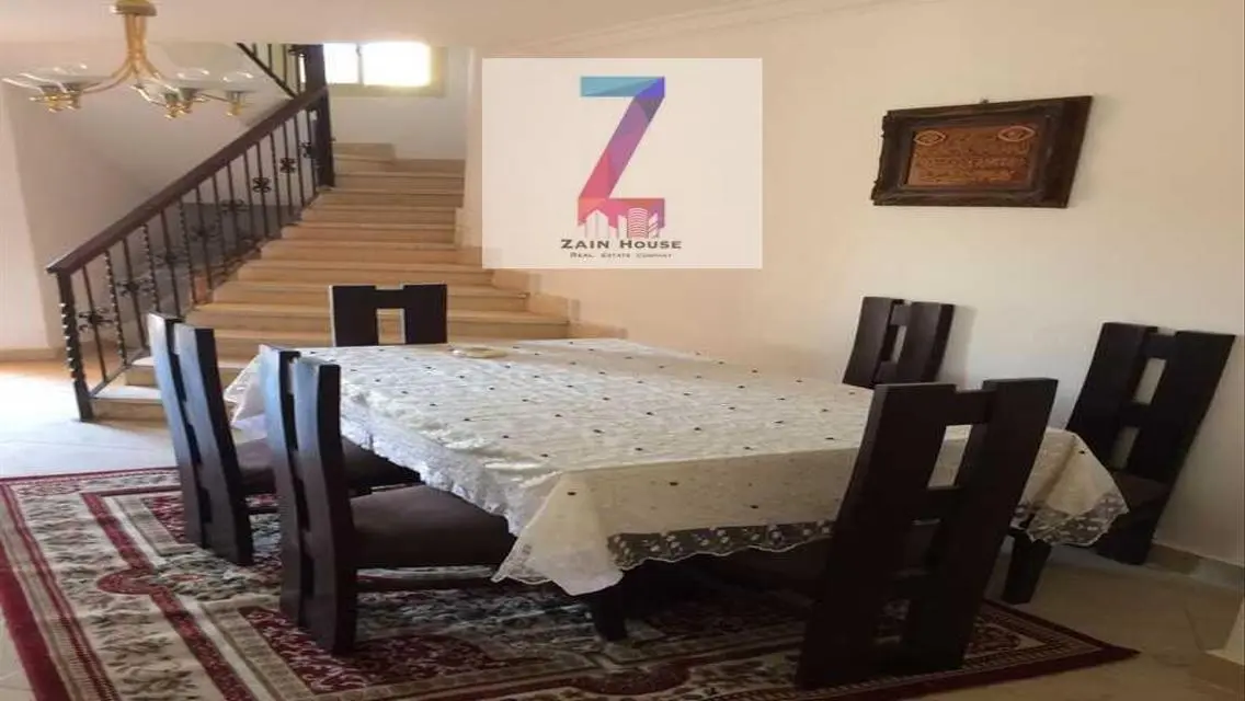 Stunning 5-Storey Apartment 170 sqm in the Heart of the City