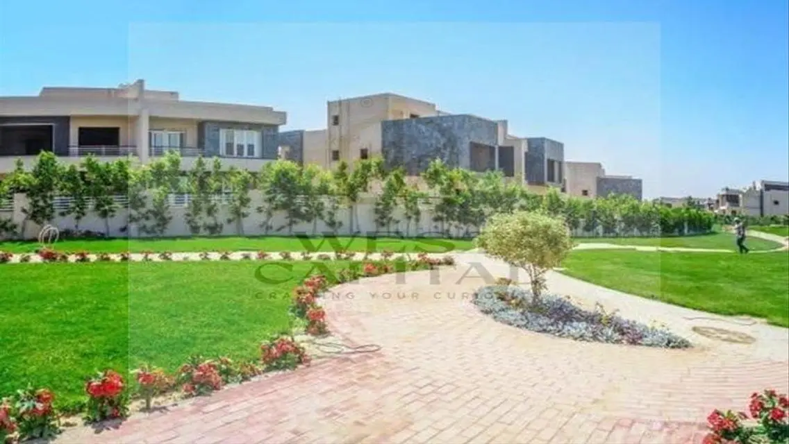شقة مميزة للبيع بمساحة كبيرة في موقع رائع