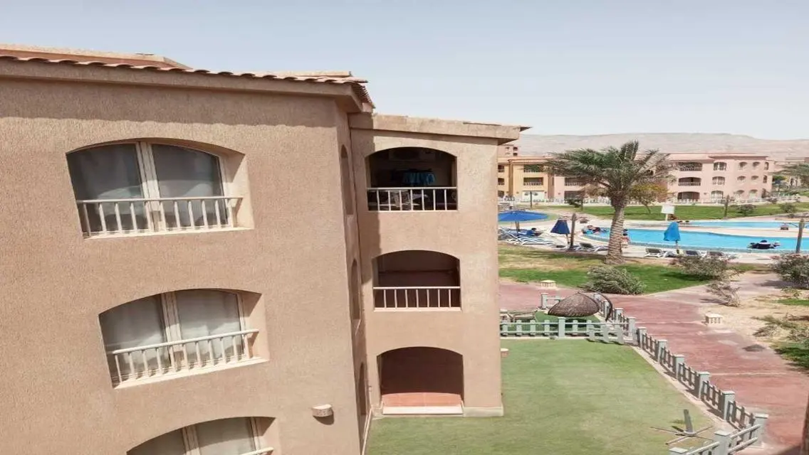 شقة فاخرة بمساحة 50 متر بحارس أمن