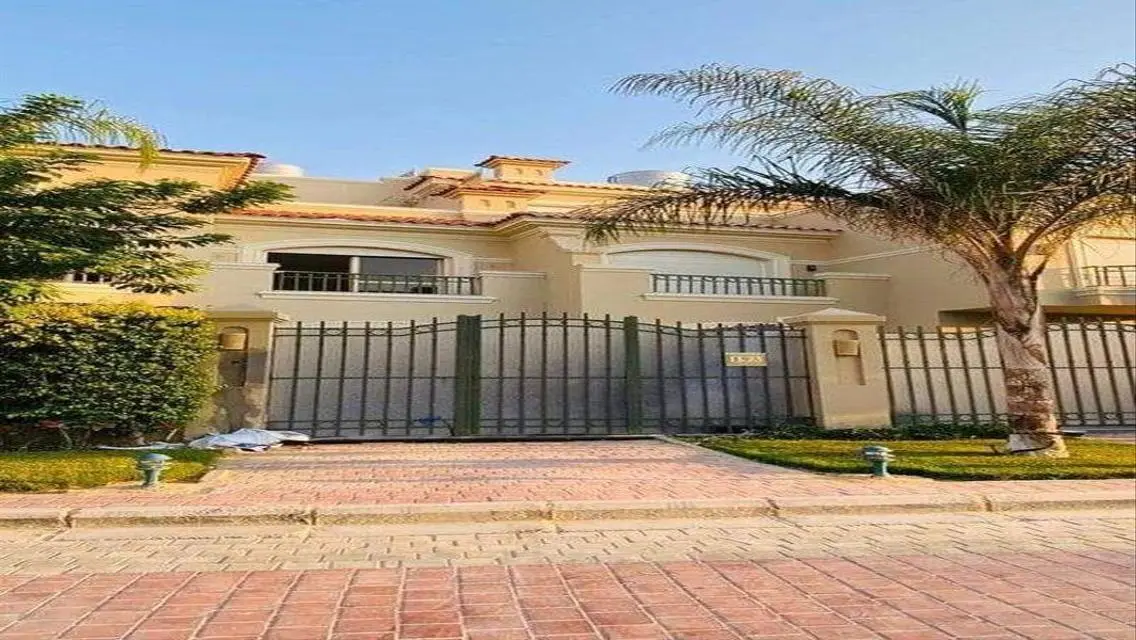 Luxurious House for Sale with Spacious Layout and Great Amenities