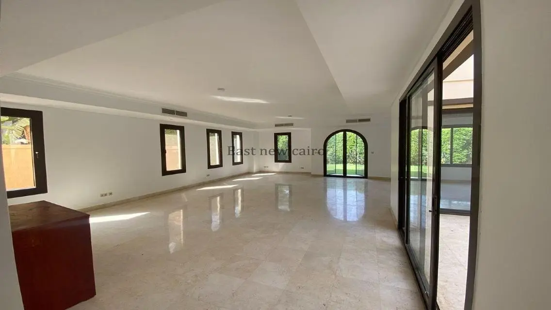 Luxury Villa for Sale at a Great Price in a Prime Location
