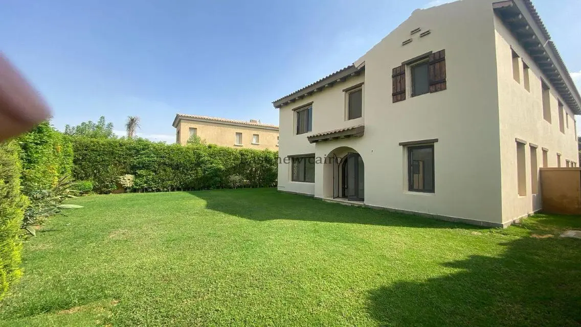 Luxury Villa for Sale at a Great Price in a Prime Location