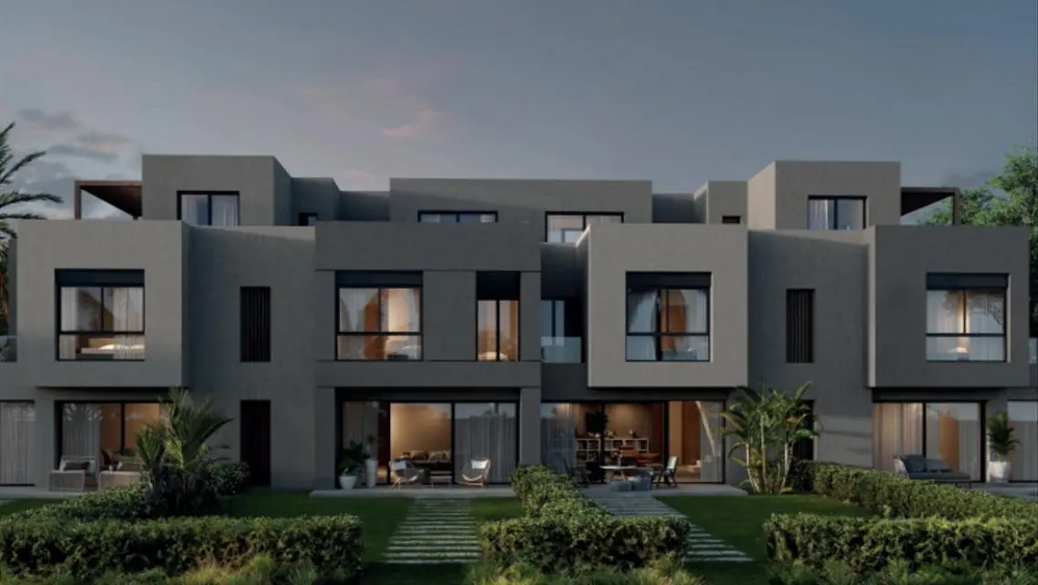 Luxurious 195 sqm Apartment with Pool and Stunning Views