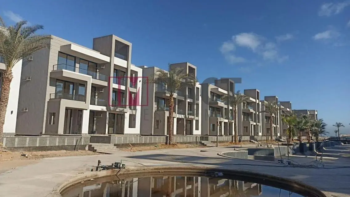 شقة بإطلالة بحرية مميزة