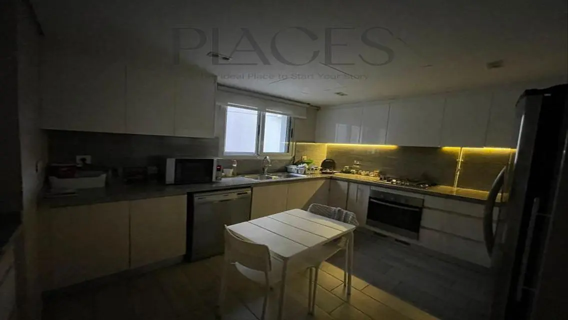 Luxurious Apartment with Stunning View on a Main Attraction