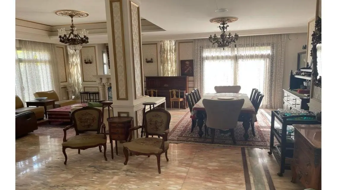 Luxurious Property with Private Pool and Garden