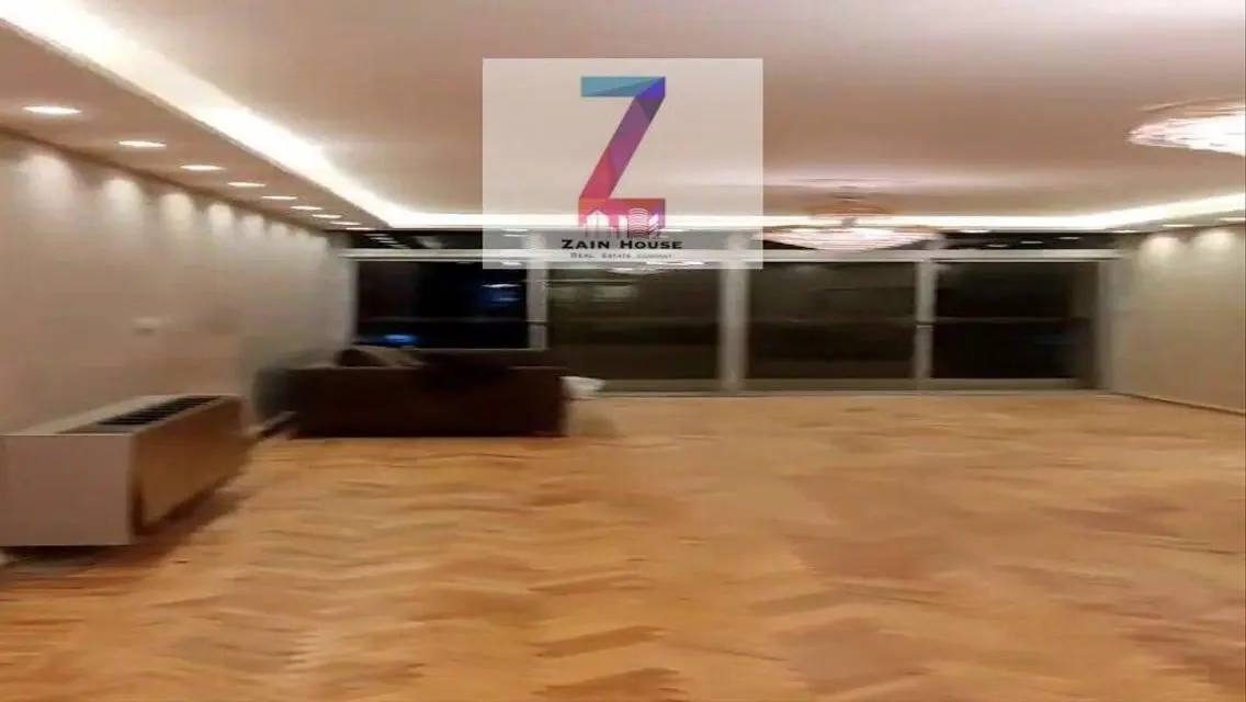 Luxury Apartment for Sale Overlooking a Landmark