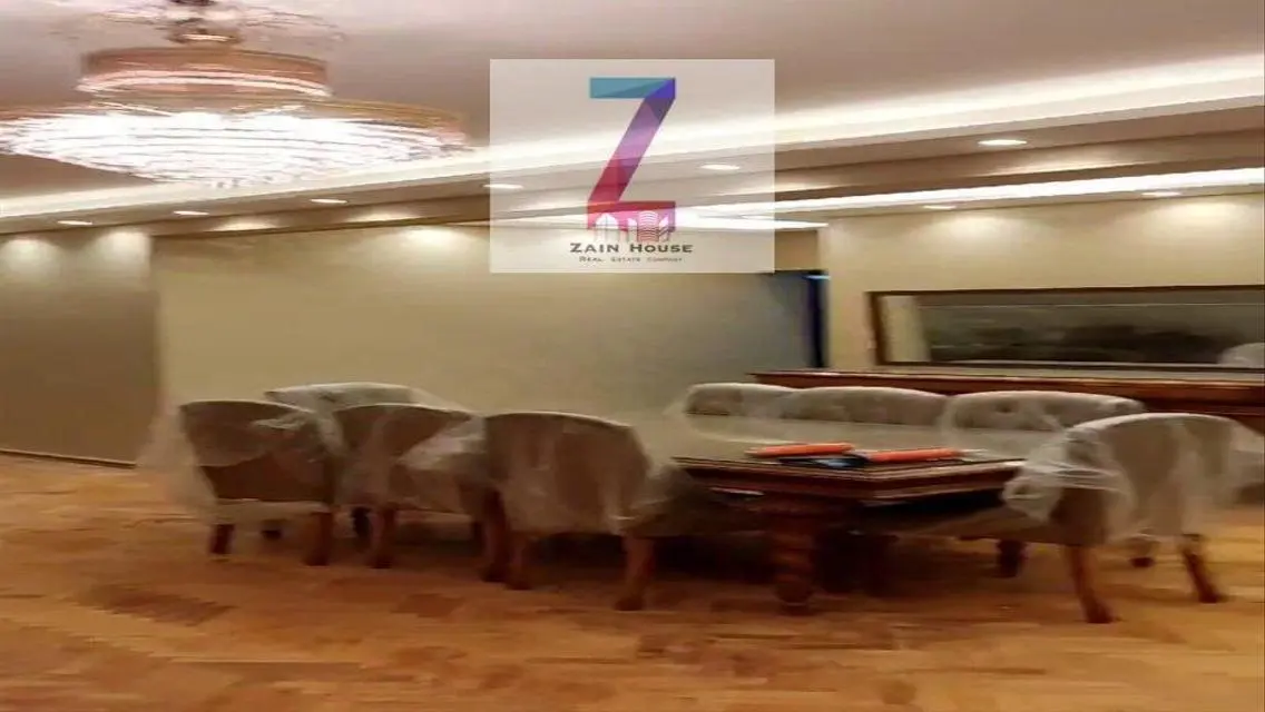 Luxury Apartment for Sale Overlooking a Landmark