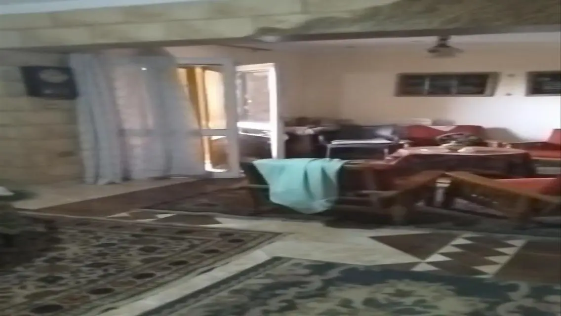 شقة رائعة للبيع بمساحة 500 متر