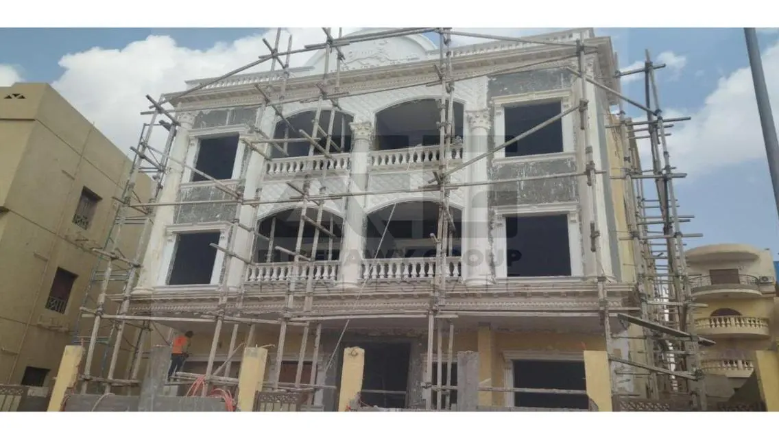 Stunning 215 sqm Apartment with Security Guard
